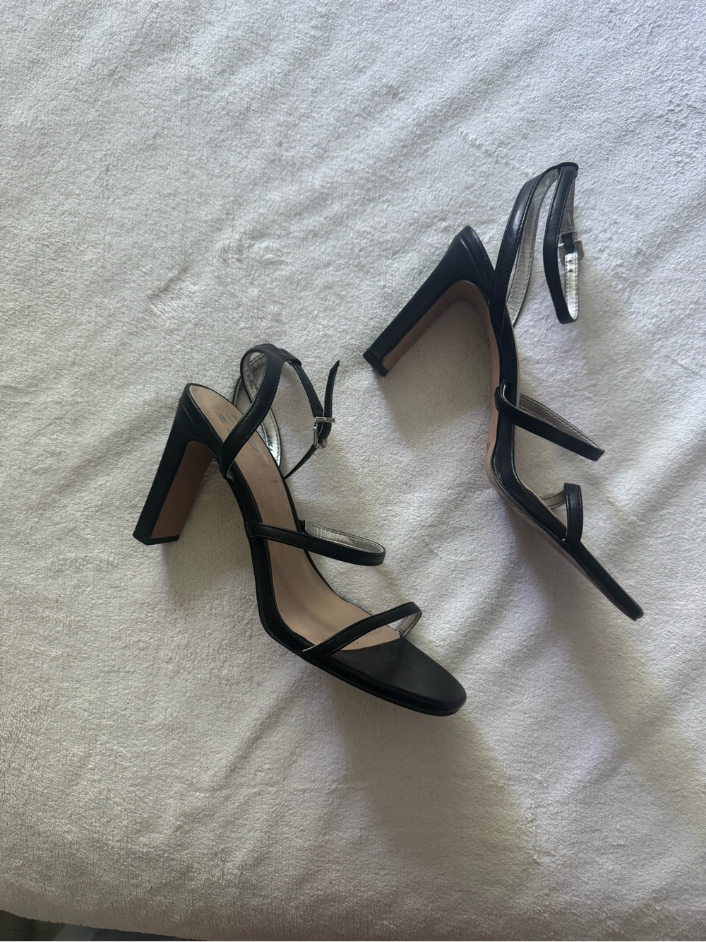 Mix 6 strappy heel - Picture 2 of 3
